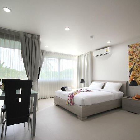 Karon Butterfly Appartement Phuket Buitenkant foto