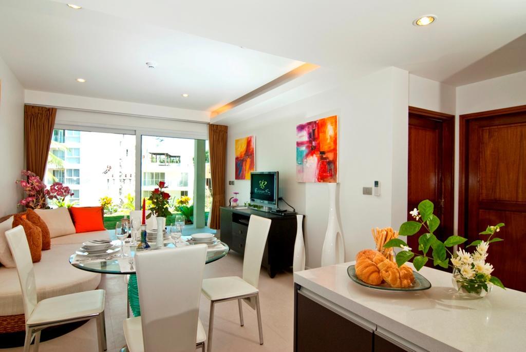Karon Butterfly Appartement Phuket Buitenkant foto