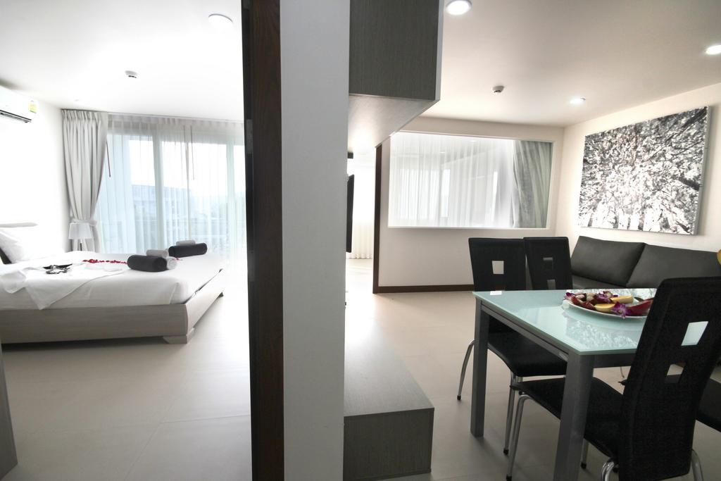 Karon Butterfly Appartement Phuket Buitenkant foto