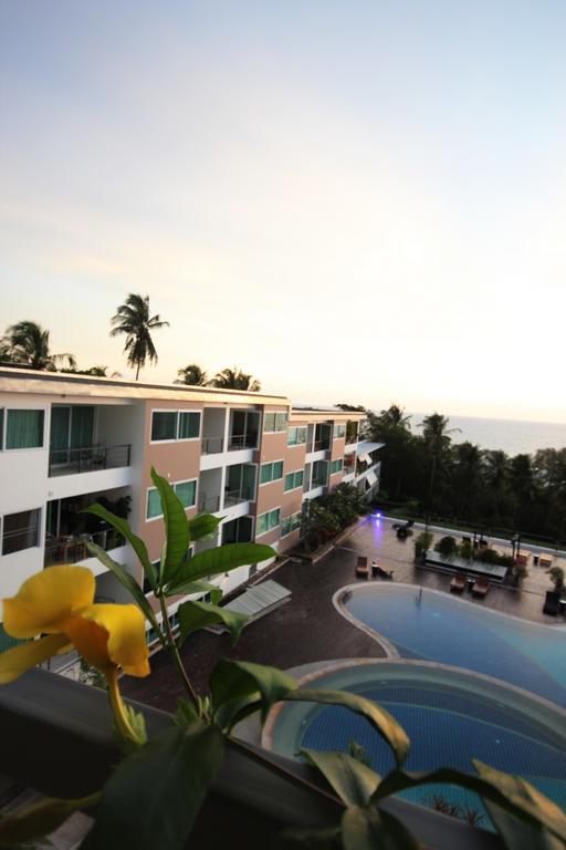Karon Butterfly Appartement Phuket Buitenkant foto